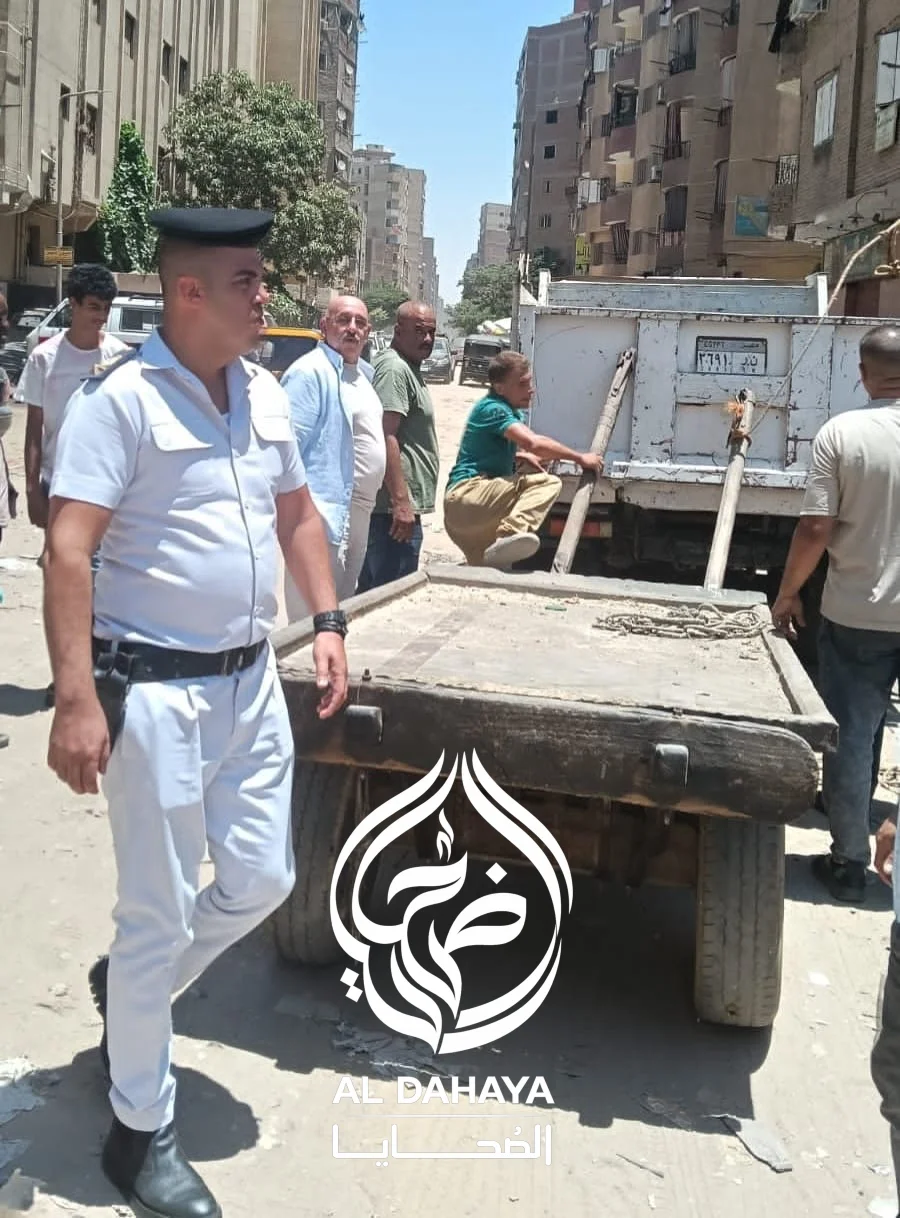 صورة 8 - حملات مكبرة بحي العمرانية لإغلاق مخازن الفرز والخردة المخالفة.. والتحفظ على 8 مركبات 