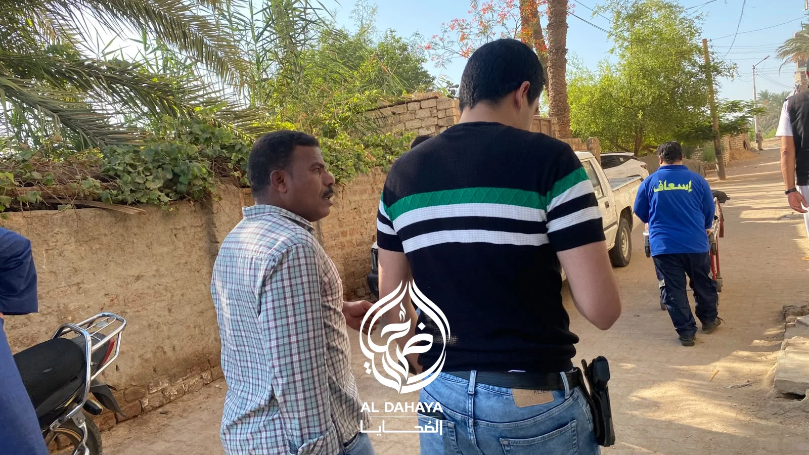 صورة 13 - بالصور و الفيديو :: انتشال جثمان مجهول الهوية من مياه النيل أمام السلخانة بمركز المراغة.. 